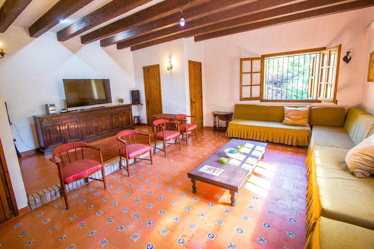 Catalunya Casas: Spacious Vera Up To 24 Guests, A Short Drive To Blanes! * Gerona