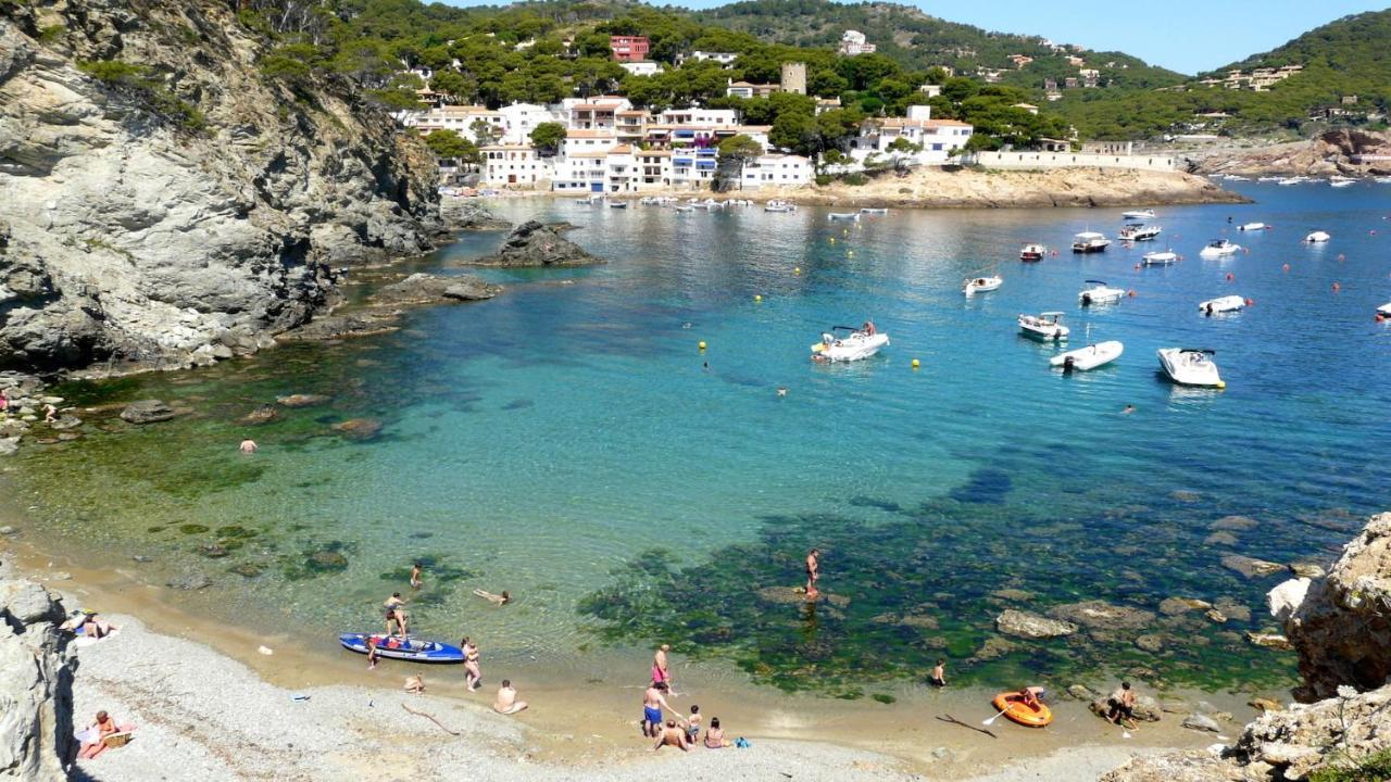 Villa Catalunya Casas: Spacious Vera Up To 24 Guests, A Short Drive To Blanes! Gerona