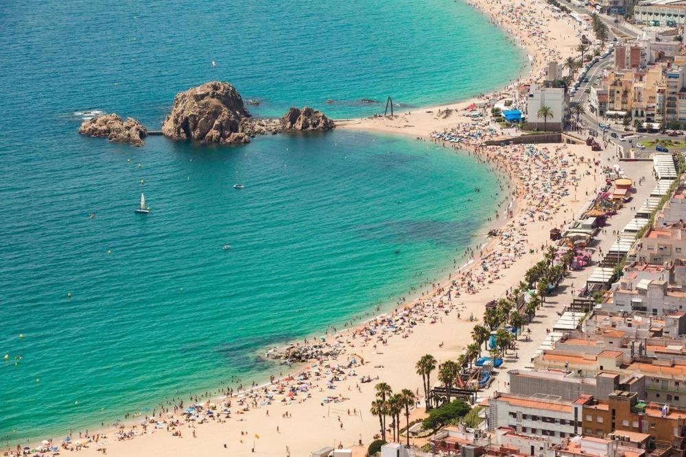 Villa Catalunya Casas: Spacious Vera Up To 24 Guests, A Short Drive To Blanes! Gerona